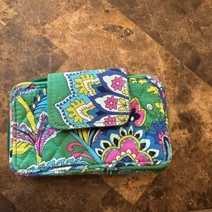 Beautiful wallet, Perfect for debit card, license, ID, cash, credit cards, etc.